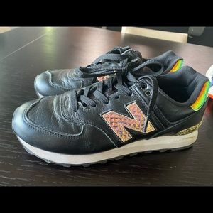 New balance leather black tennis